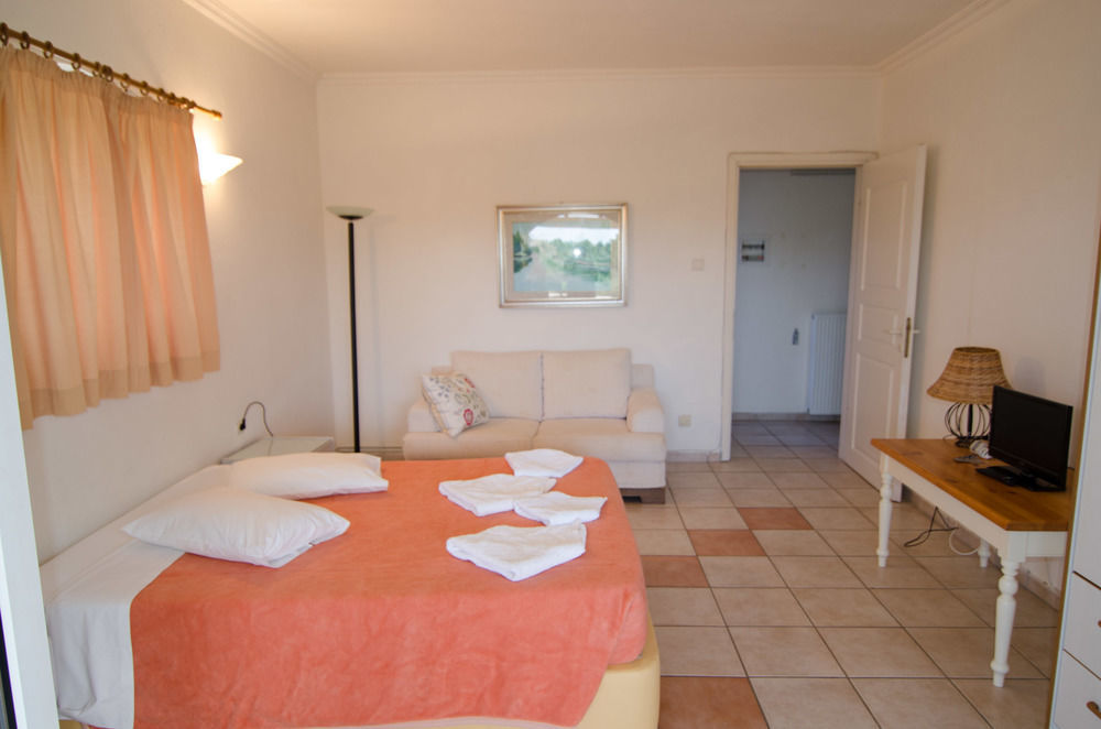 Panorama Hideaway Aparthotel Dassia  Exterior photo